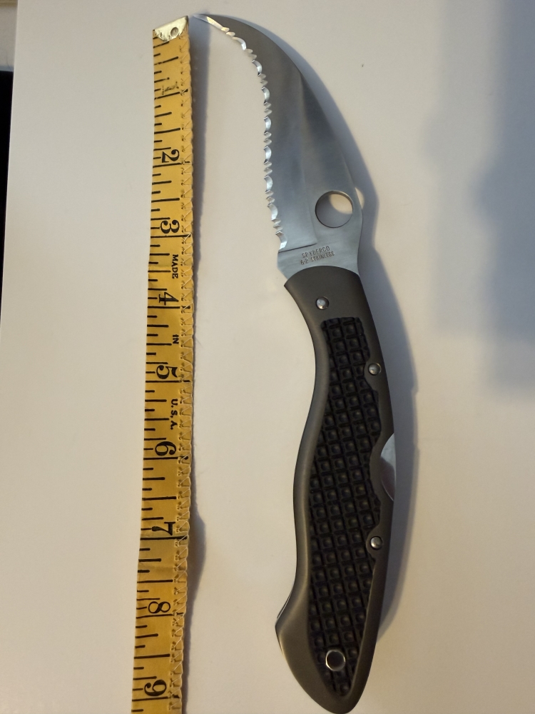 Vintage Spyderco Civilian C12TUFS 1st Gen Seki Japan  Rare 1st Generation Spyderco Civilian folder, circa 1992-1994, made in Seki-City, Japan. Discontinued Tufram-coated aluminum