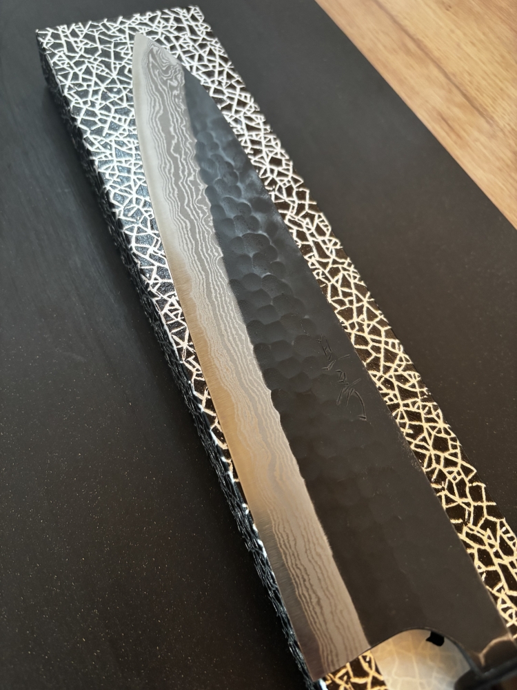 Nao Yamamoto Gyuto 240 mm – Aogami Super, Damascus, Kurouchi & Tsuchime
