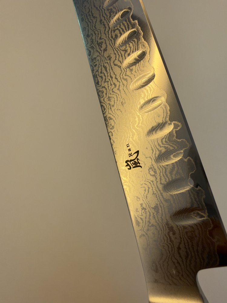 Yaxell Ran 36011 – 230mm Japanese Damascus Meat Slicing Knife – 69 Layers – Made in Japan – Brand New