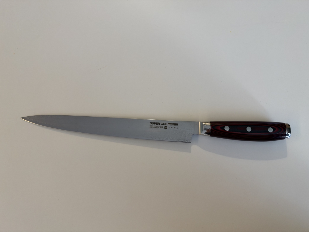 Yaxell Super Gou 37109 – 255mm Slicing Knife – 161-Layer SG2 Damascus – Made in Japan – Brand New