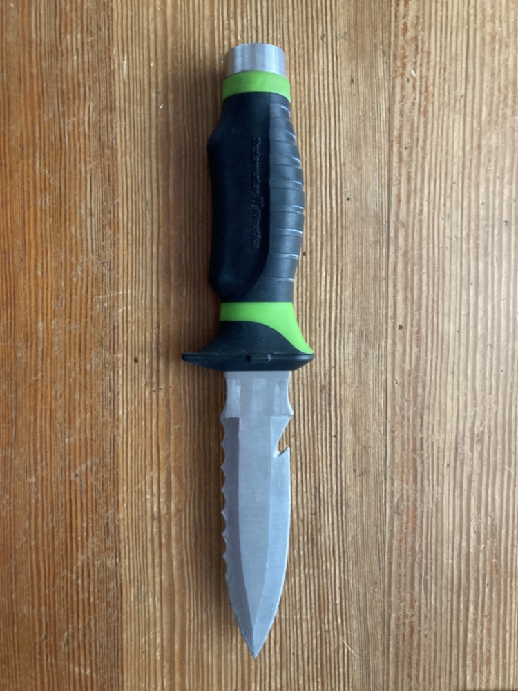 Underwater Kinetics 'Blue Tang' diver's knife – unused with sheath