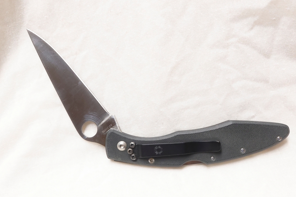 SPYDERCO POLICE C07GP- VERY COLLECTIBLE- VINTAGE SPYDERCO-HARD TO FIND