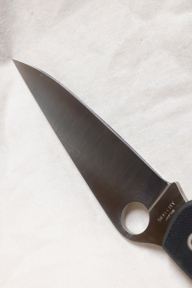 SPYDERCO POLICE C07GP- VERY COLLECTIBLE- VINTAGE SPYDERCO-HARD TO FIND