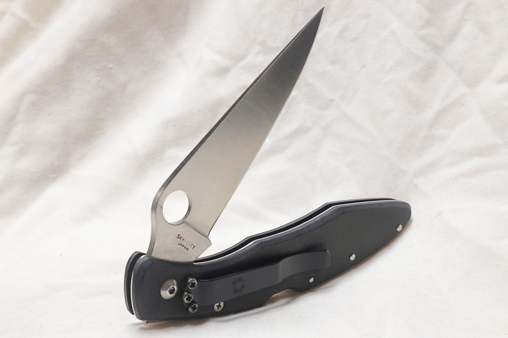 SPYDERCO POLICE C07GP- VERY COLLECTIBLE- VINTAGE SPYDERCO-HARD TO FIND