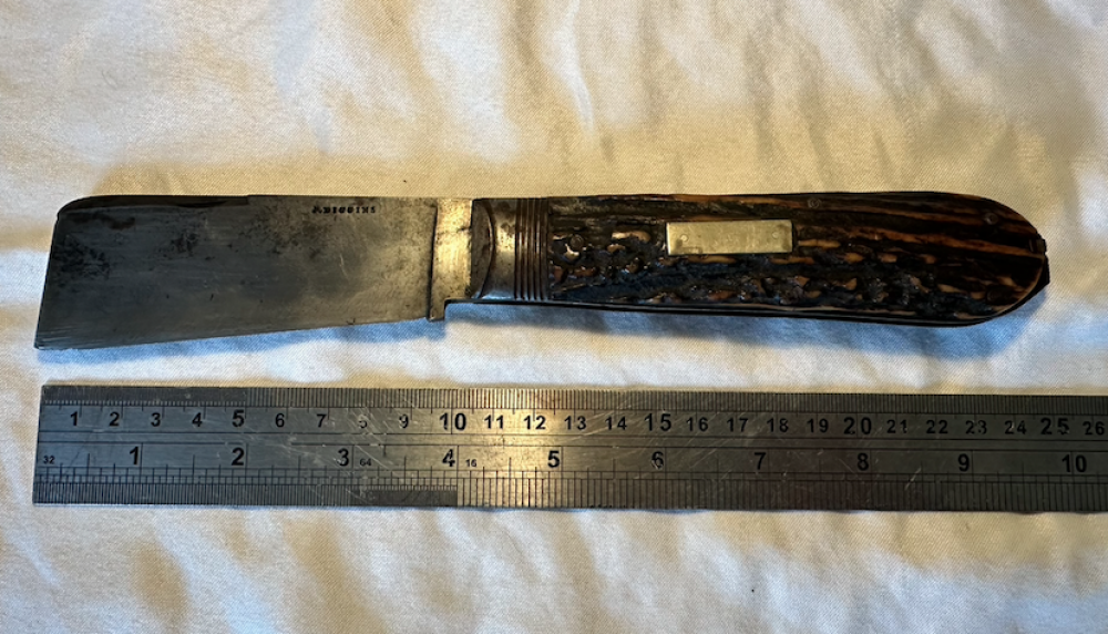 Cotton Sampling Folding Knife