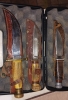many knives