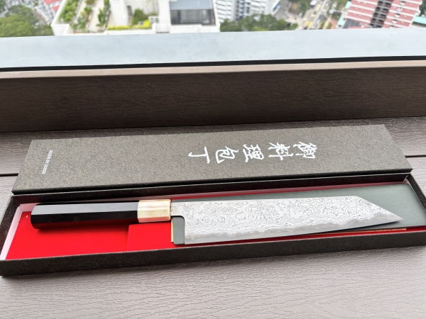 Yoshikazu Tanaka Blue #1 Damascus Kiritsuke Gyuto 240mm
