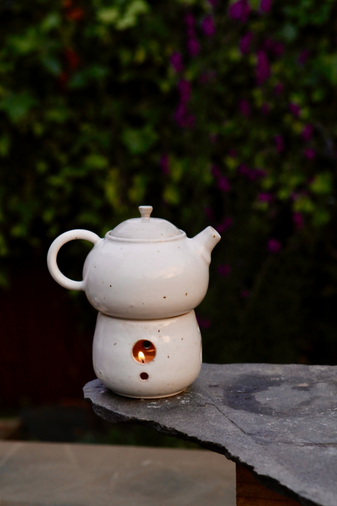 Teapot and Warmer Set 