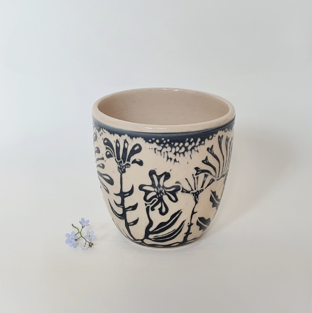 Blossoming cup