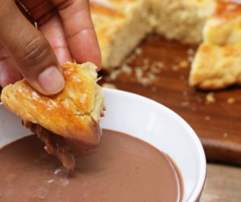 Pain au beurre et chocolat antillais