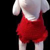 Robe rouge avec son chapeau assorti pour chien d'environ 3 kg fait main au crochet avec amour.