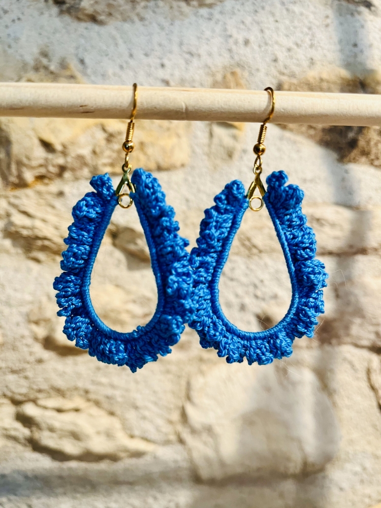 Boucles Froufrou dorées