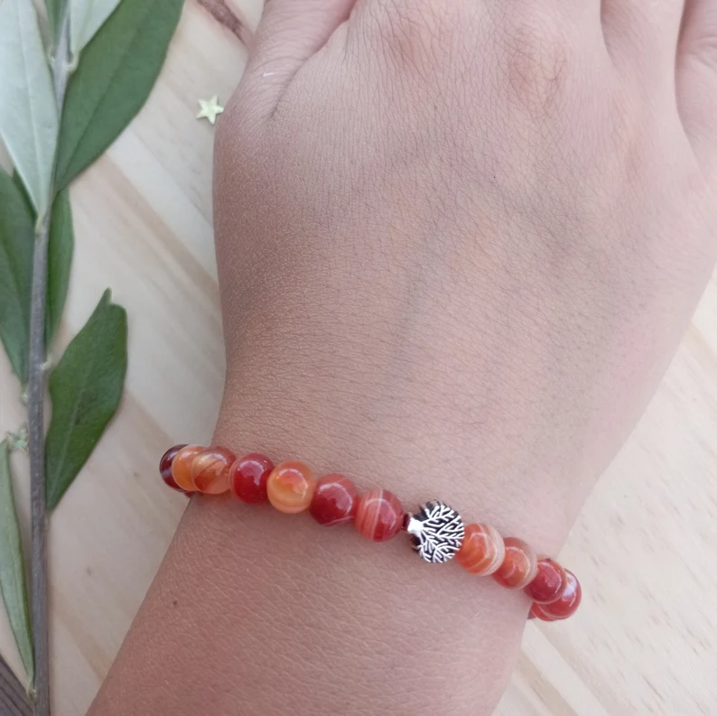 Bracelet enfant en cornaline:\" Dépassement et confiance en soi\"  ✨ Livraison offerte 