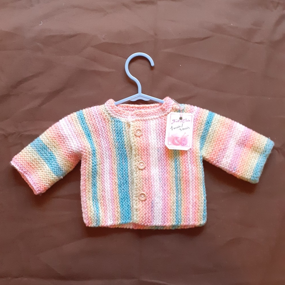 Gilet bébé - naissance / 1 mois. différents modèles.