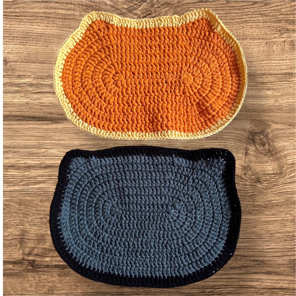 Tapis de gamelles chat