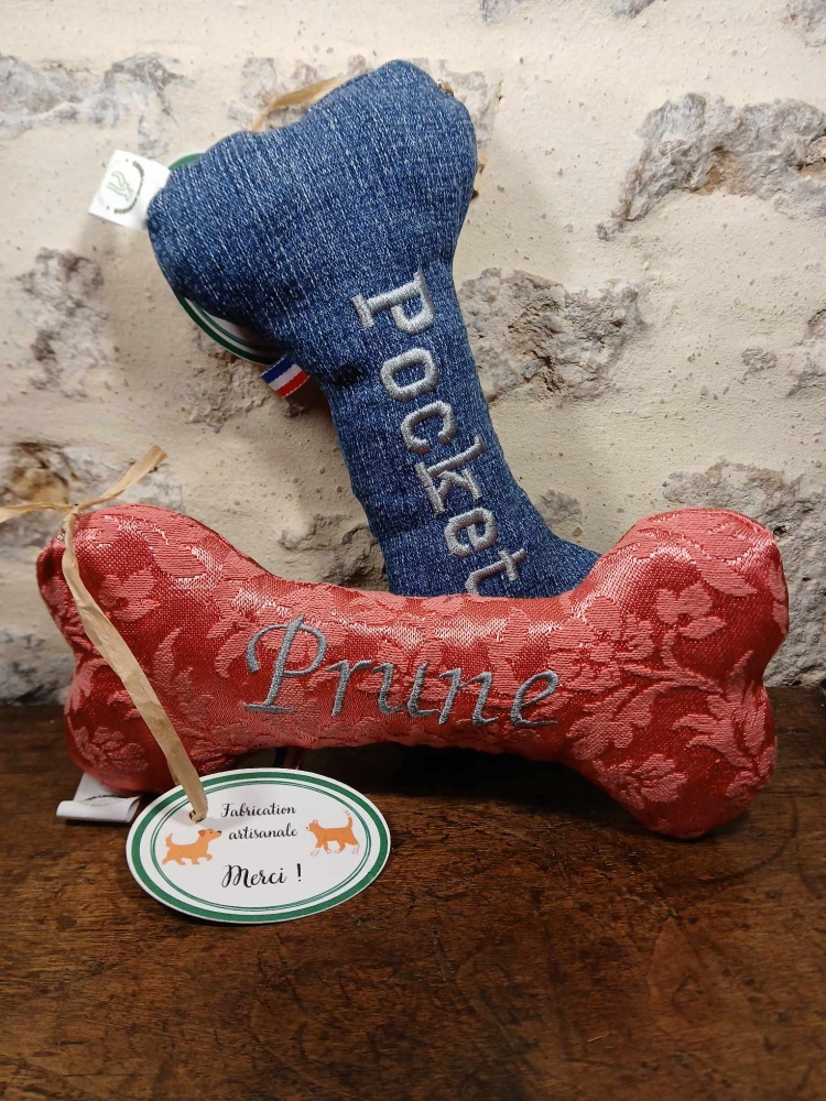 jouet pour chien personnalisable par broderie