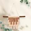 Suspension Murale en Macramé – Harmonie Bohème en Beige et Terracotta