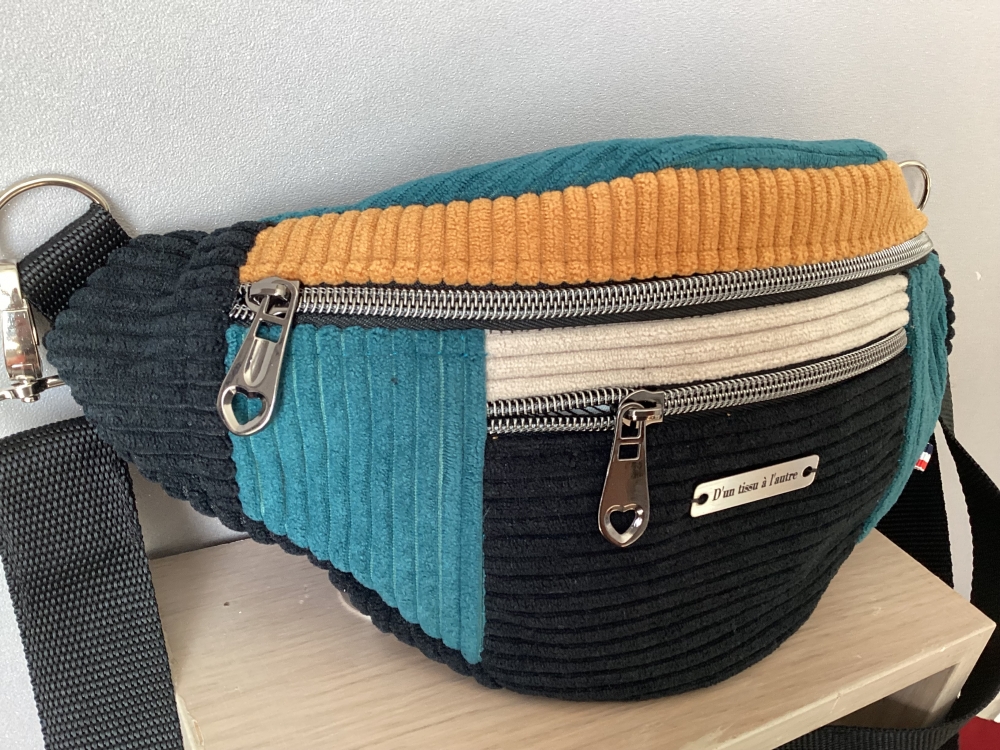 Sac banane velours côtelé 2 fermetures 