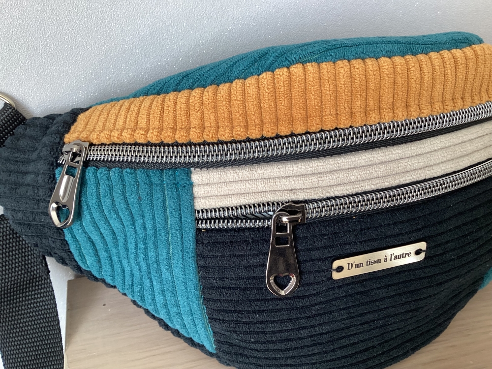 Sac banane velours côtelé 2 fermetures 