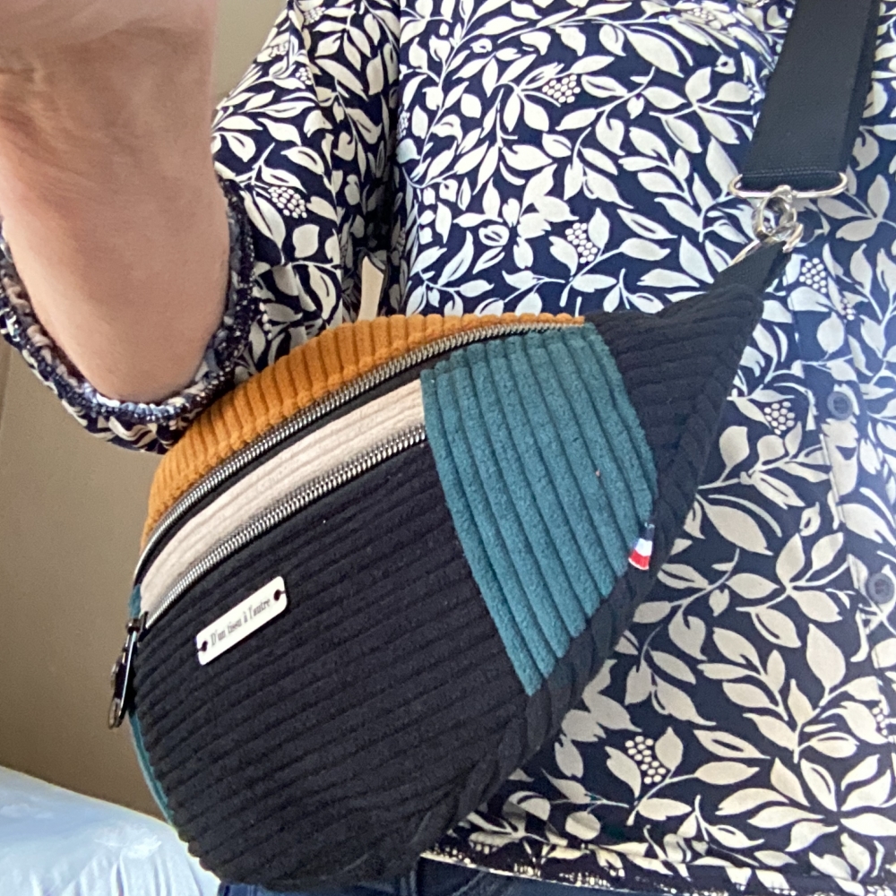 Sac banane velours côtelé 2 fermetures 