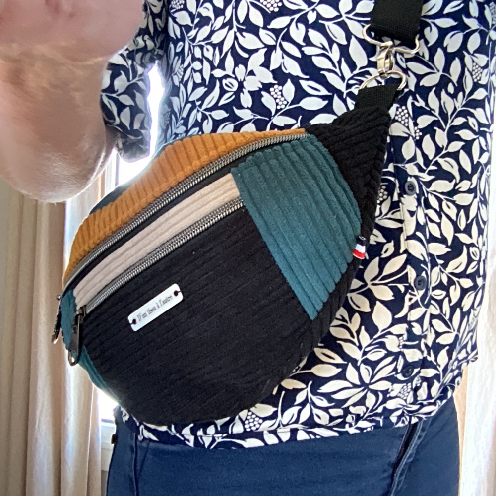 Sac banane velours côtelé 2 fermetures 