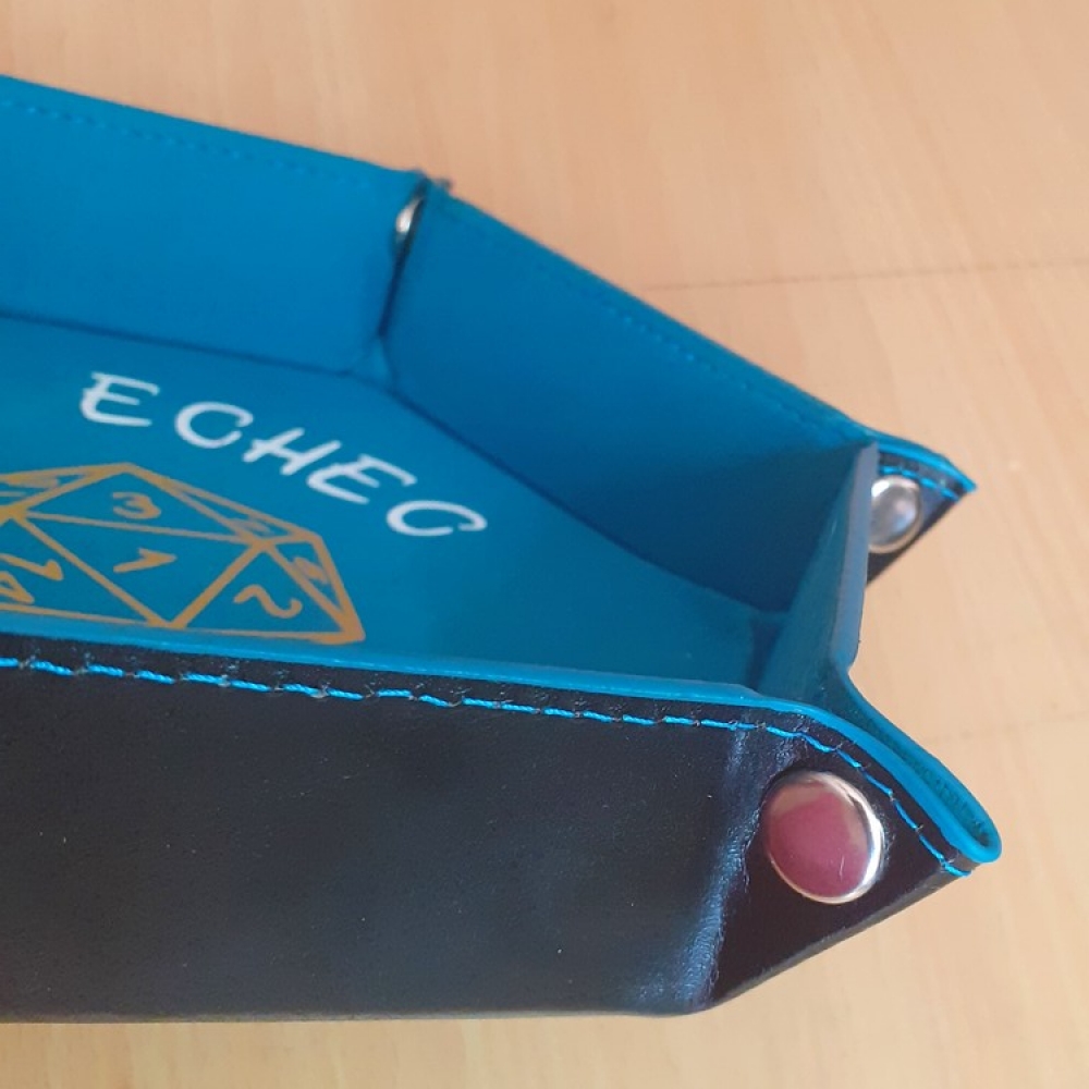 Piste à dés pour jeux de société