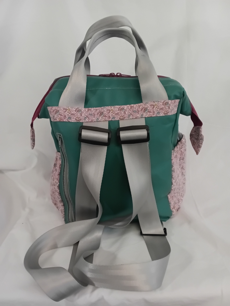 Sac à dos 10 poches en tissu recyclé