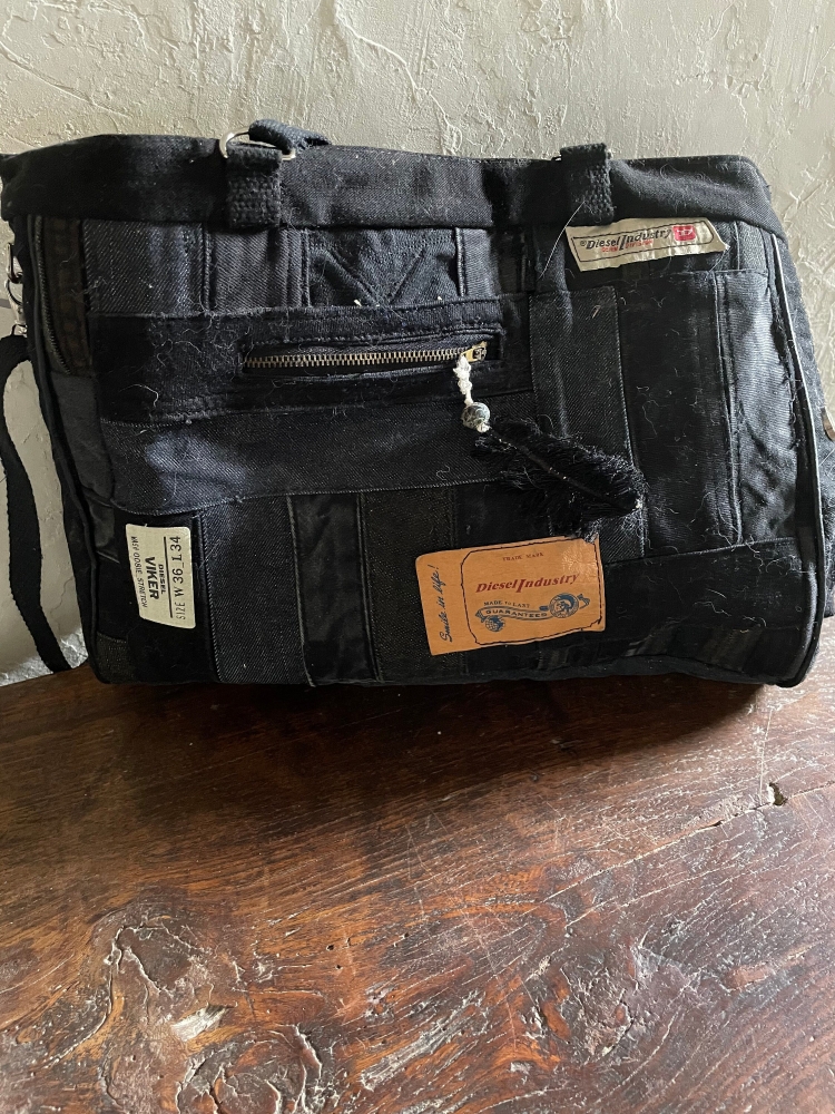 Jean diesel noir recyclé 