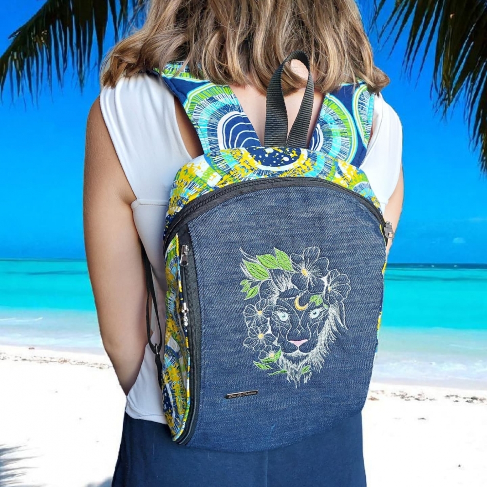 Sac à dos broderie lion