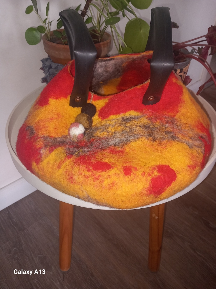 Panière feutrée et chambre à air recyclée ♻️ 