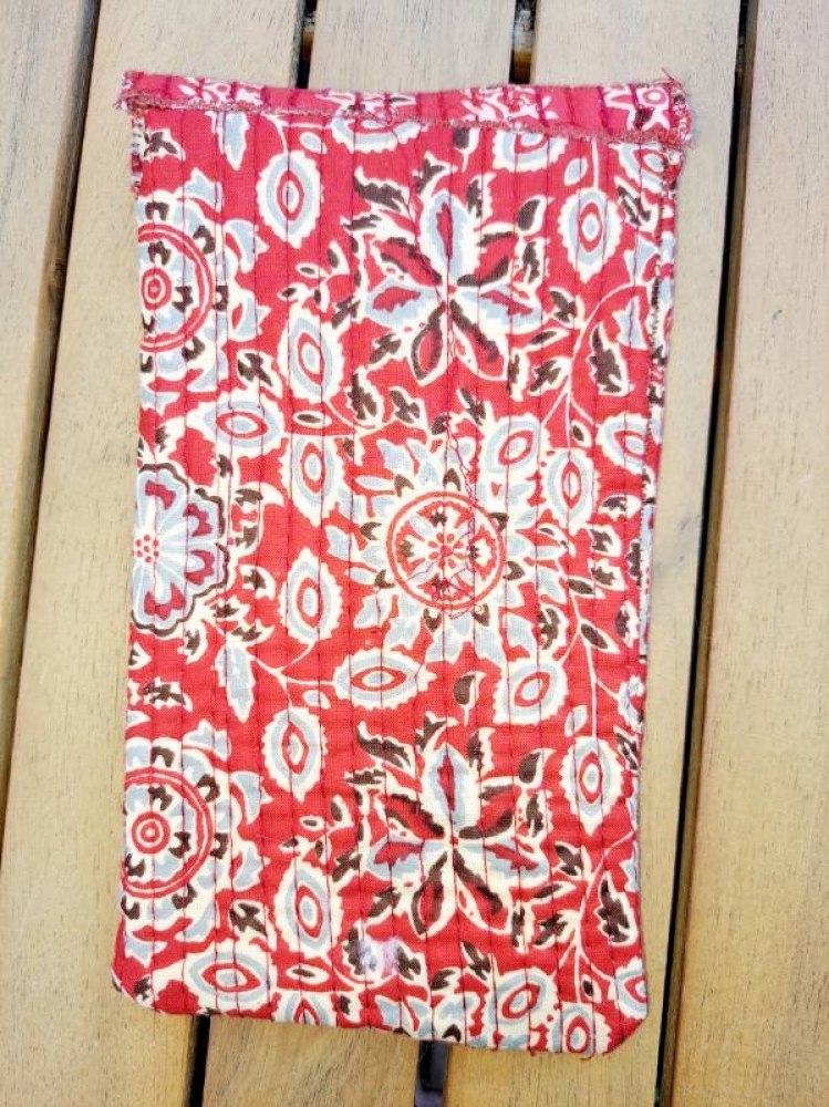 Étui à lunettes ou trousse unique pour amateur·rice d’objets responsables