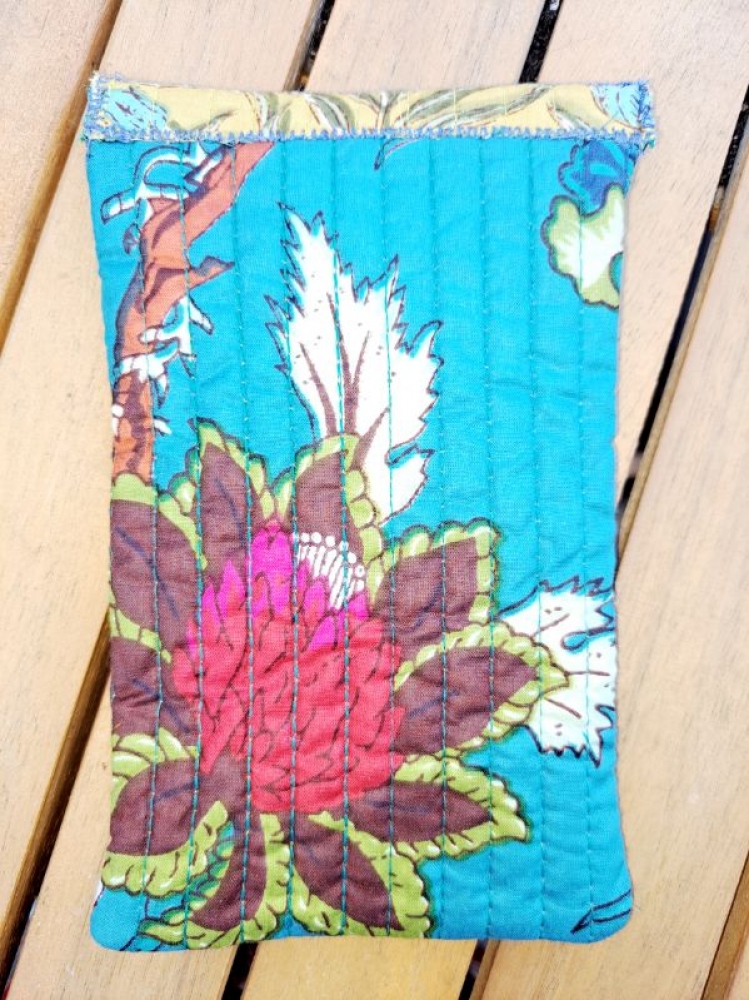 Étui à lunettes ou trousse unique pour amateur·rice d’objets responsables