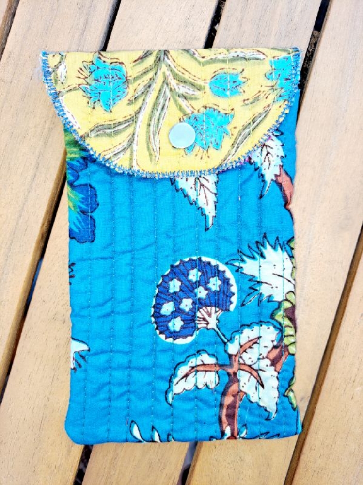 Étui à lunettes ou trousse unique pour amateur·rice d’objets responsables