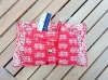 Pochette en tissu upcyclé pour livre – œuvre unique pour amoureux de la lecture