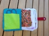 Mini carnet en tissu coloré – Range-aiguilles upcyclé, unique et pratique