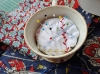 Pique-aiguilles upcycling en tasse chinée