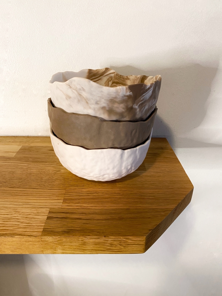 Bol vide poches \"L'exotique\" design irrégulier écoresponsable en Jesmonite