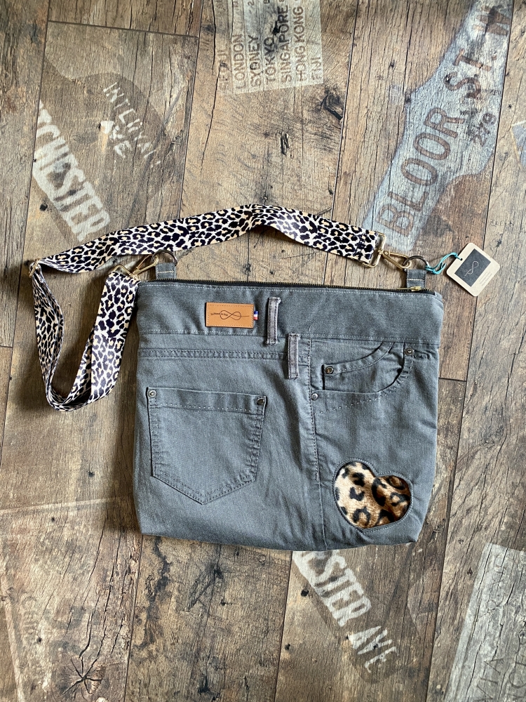 Sac Bandoulière en pantalon 