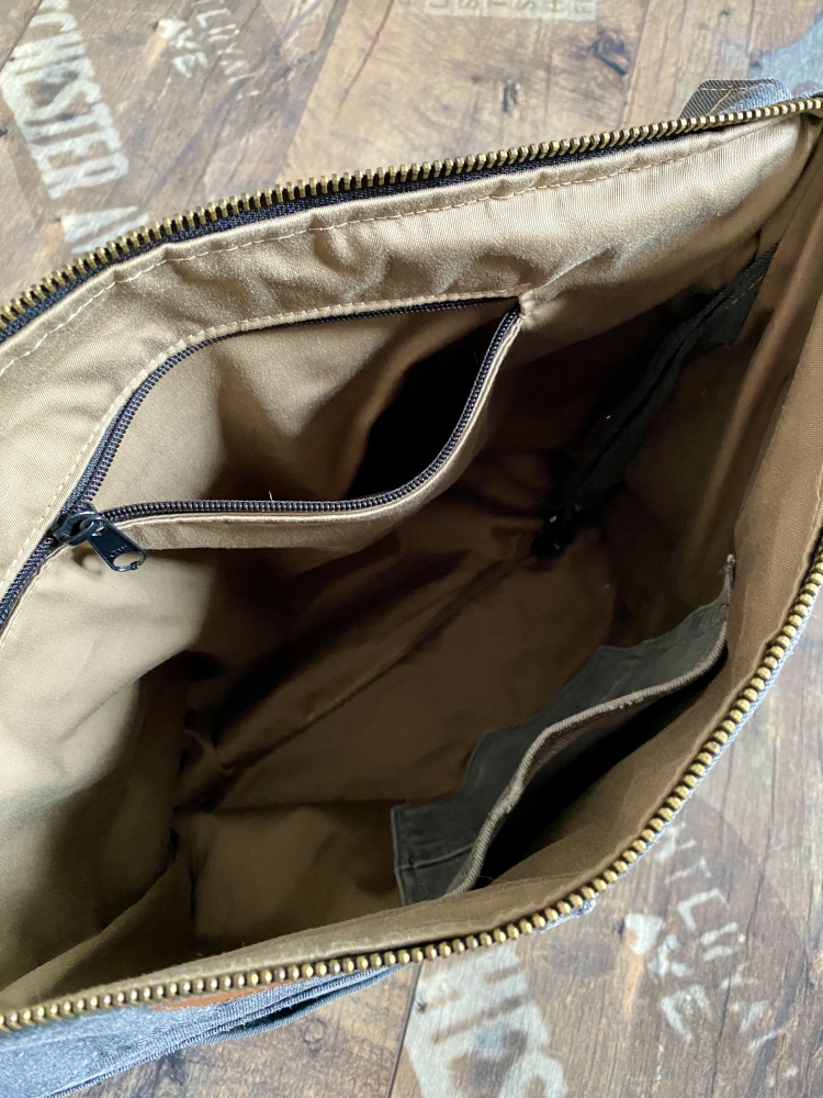 Sac Bandoulière en pantalon 