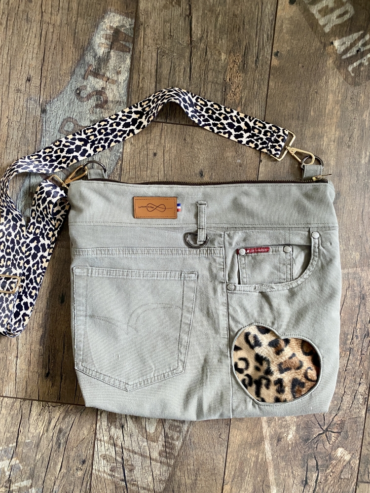 Sac Bandoulière en pantalon 