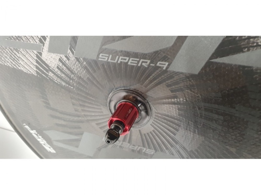 Roue 700 Zipp - Carbone