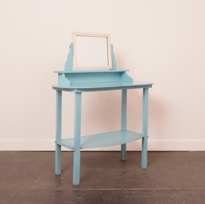 Coiffeuse en bois peint pour enfant