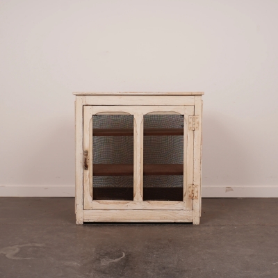 Garde manger en bois vintage