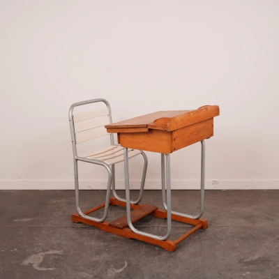 Pupitre enfant Torck en bois et métal vintage.