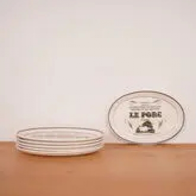 Série de 6 assiettes en faïence 