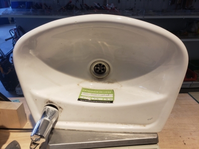 Lave-main + robinet