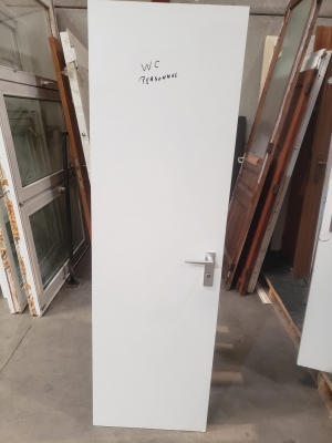 Porte en blanche