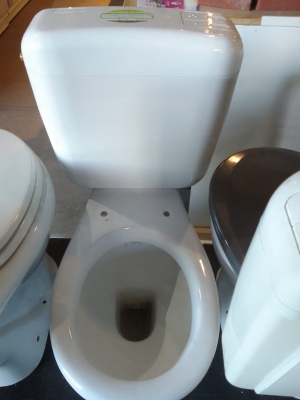 WC complet, évacuation horizontale (sans planche)