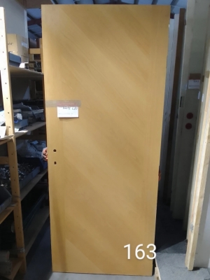 Porte brun claire avec