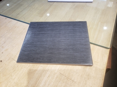 Carreaux Love noir brillant